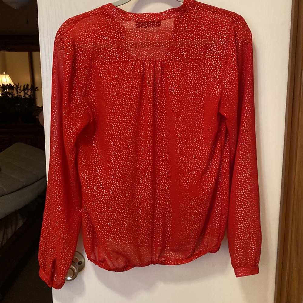 Top - Picture 2 of 3